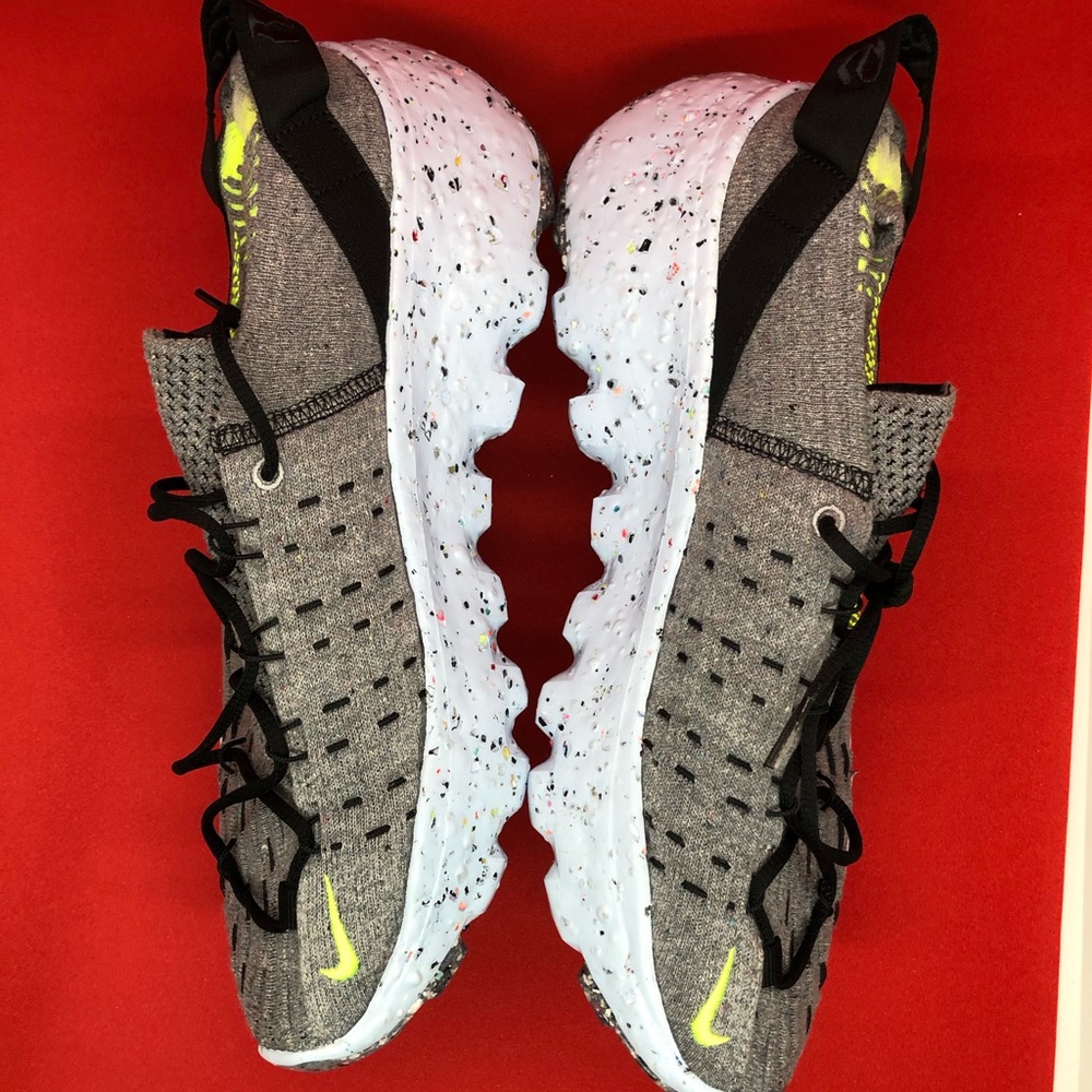 🚫 SOLD 🚫 NIKE Space Hippie 04 GREY VOLT - Picture 2 of 12